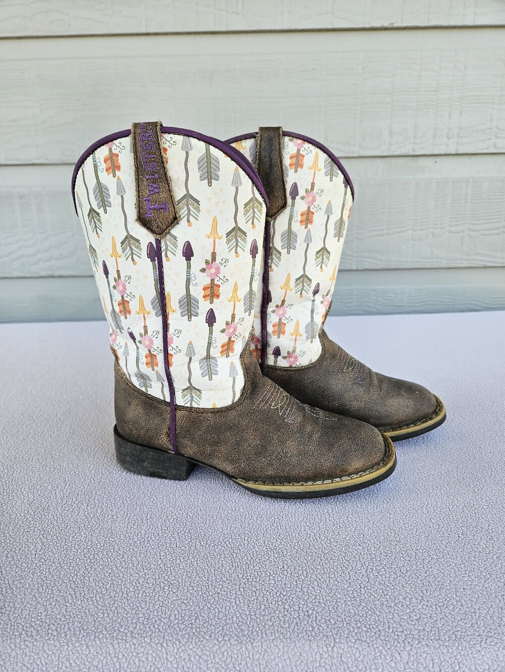 Twister Hannah Cowboy Western Boots Girls SZ 11 Brown Arrow Square Toe Rodeo